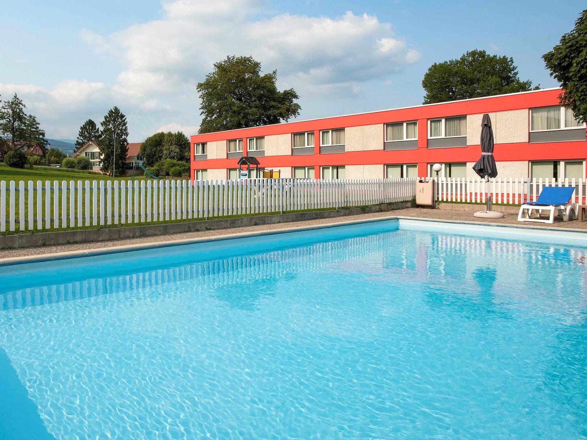 Ibis 3 Lacs Neuchatel Thielle Dış mekan fotoğraf