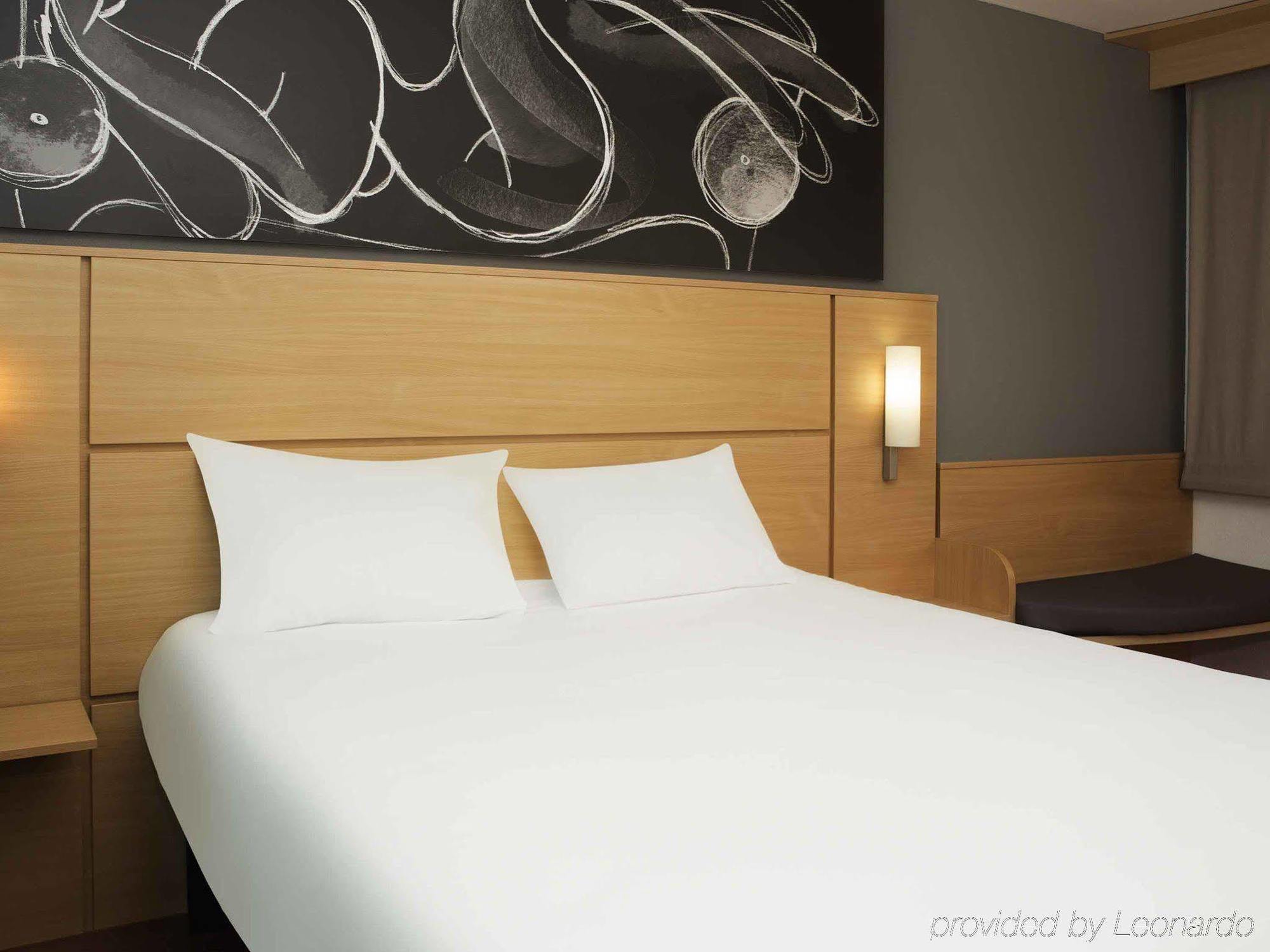 Ibis 3 Lacs Neuchatel Thielle Dış mekan fotoğraf